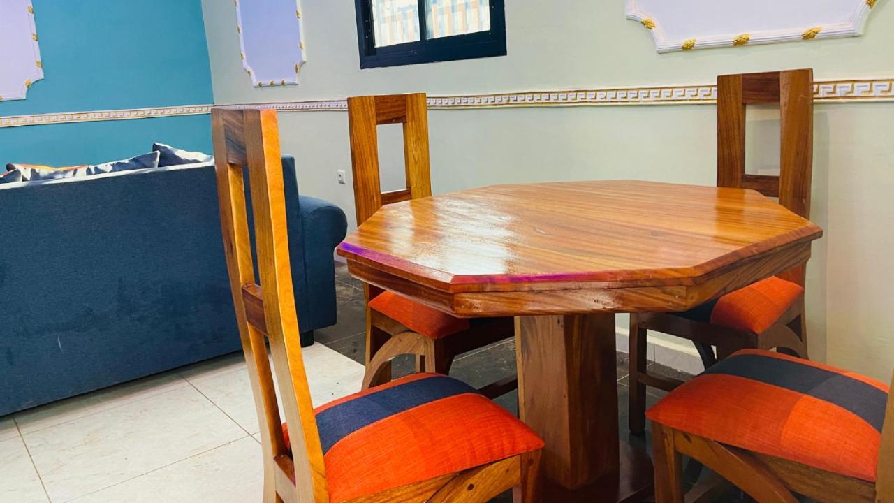 Bafoussam Charmante Maison Cozy Et Conviviale المظهر الخارجي الصورة